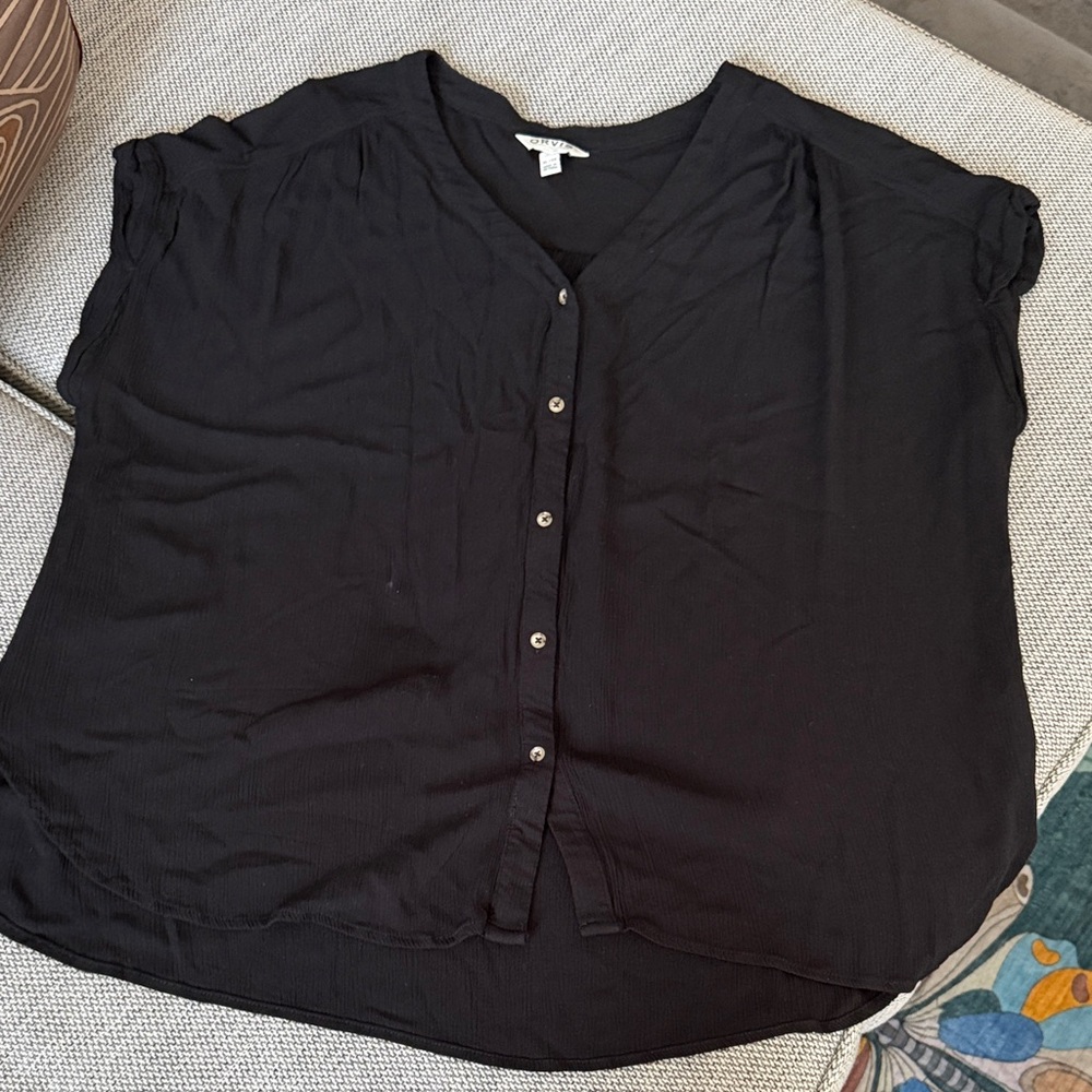 Orvis Black Short-Sleeve Button-Front Women's Top